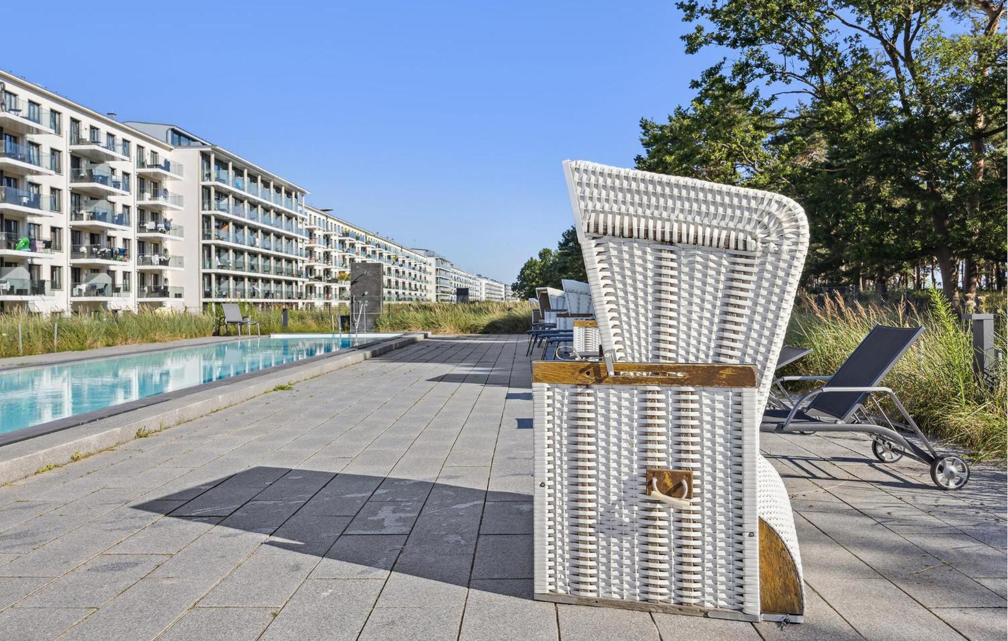 Prora Solitaire Panorama 03 Остзебад Бинц Екстериор снимка